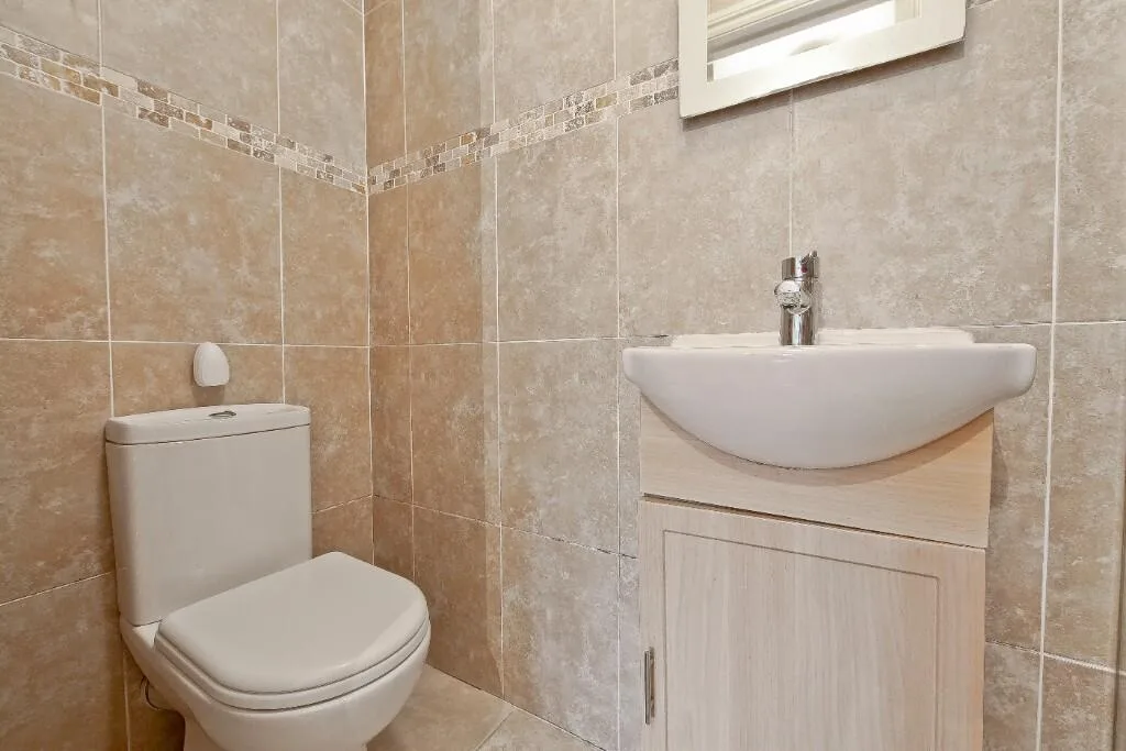 4 bedroom terraced house for rent