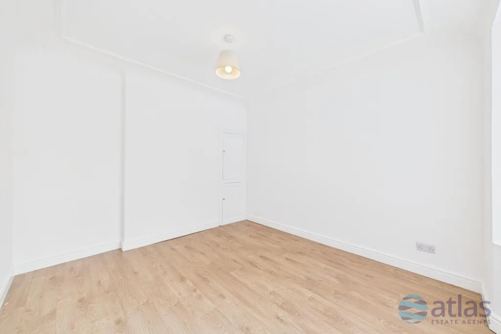 3 bedroom semi-detached house for rent
