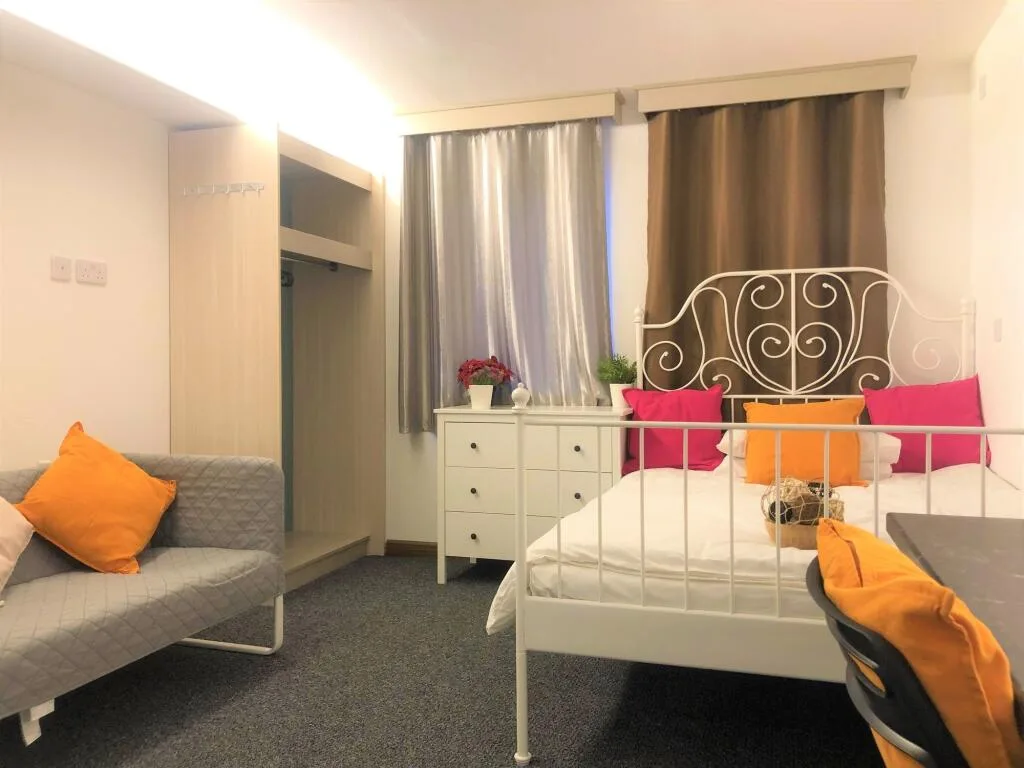 Studio flat for rent