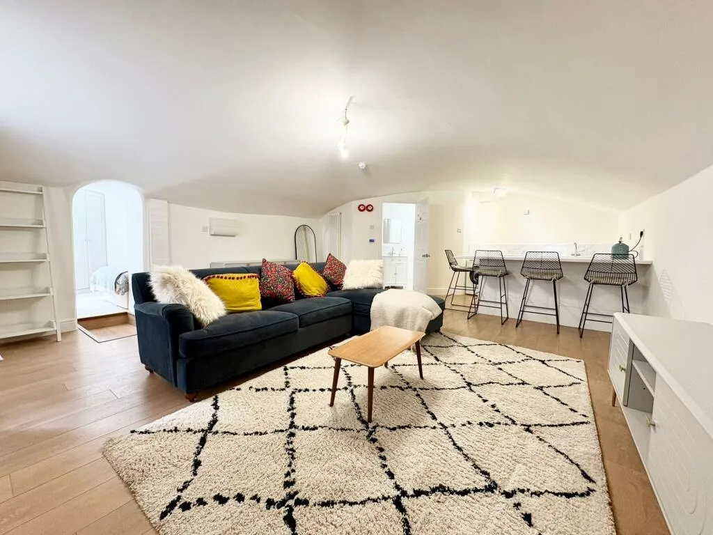 1 bedroom apartment for rent