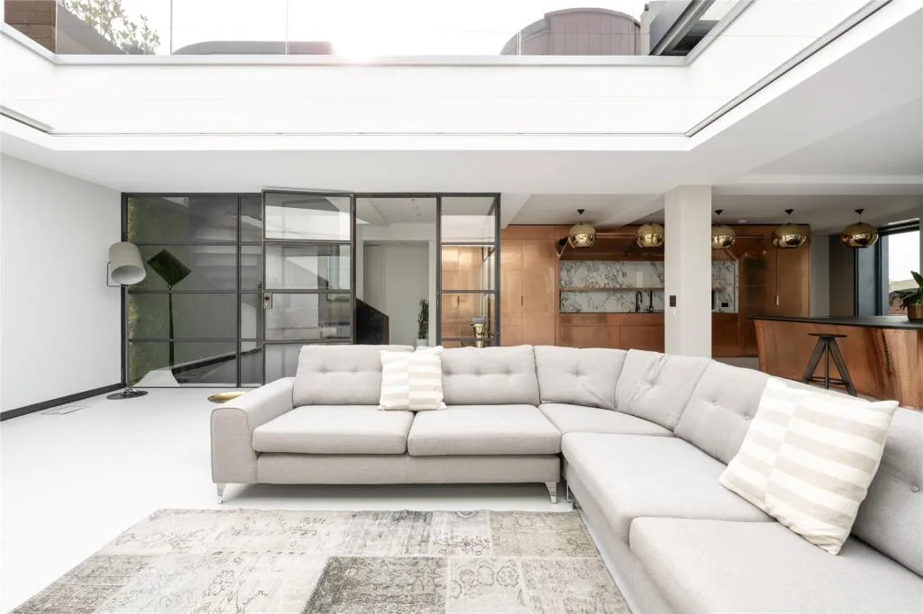 3 bedroom penthouse for rent