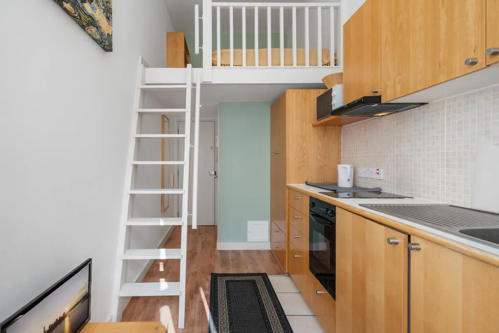 Studio flat for rent