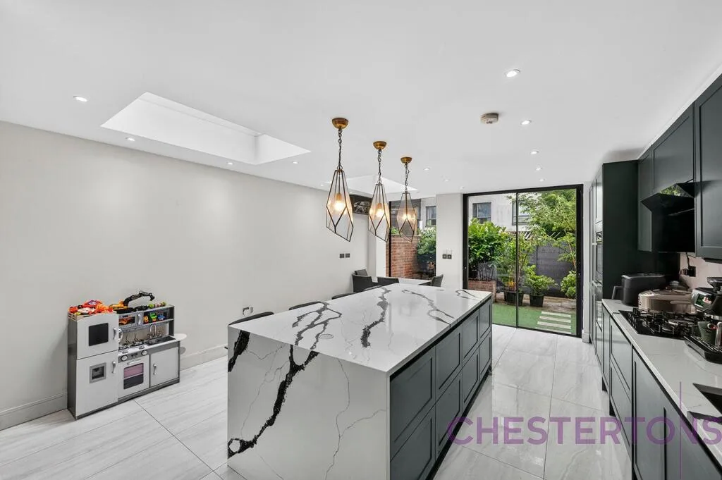 3 bedroom terraced house for rent