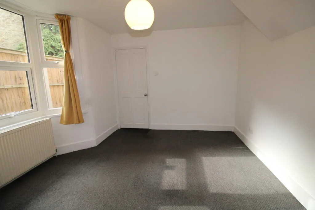 2 bedroom ground floor flat for rent