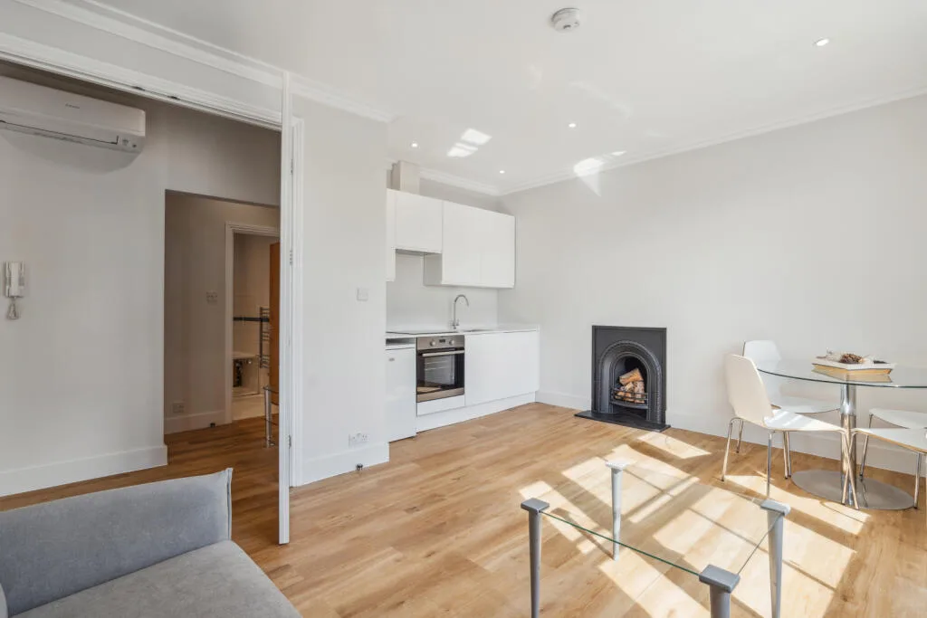 2 bedroom flat for rent