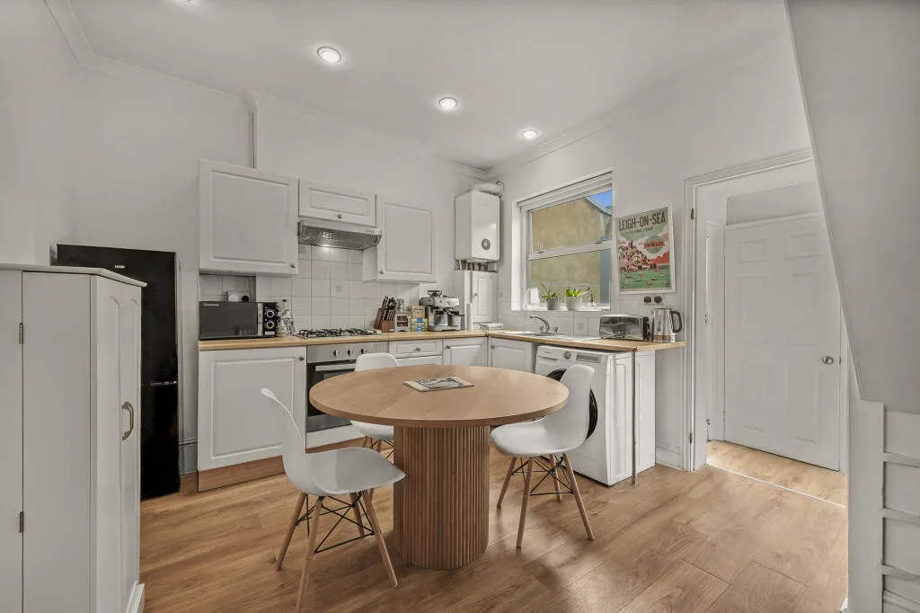 2 bedroom terraced house for rent