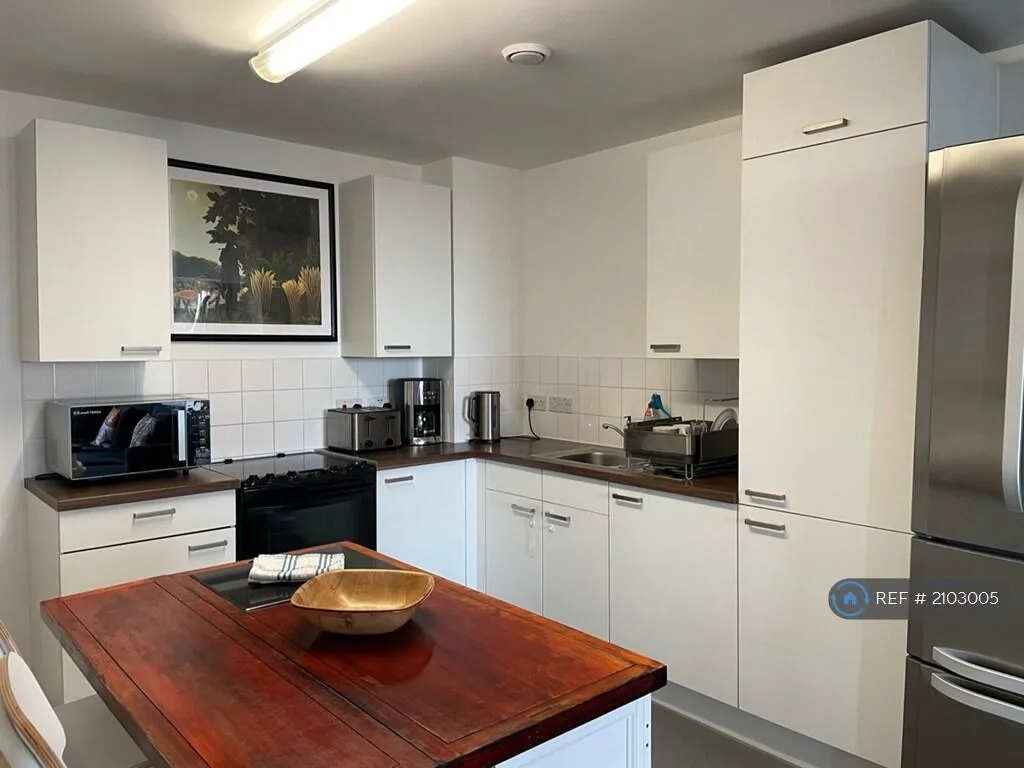 1 bedroom flat share for rent