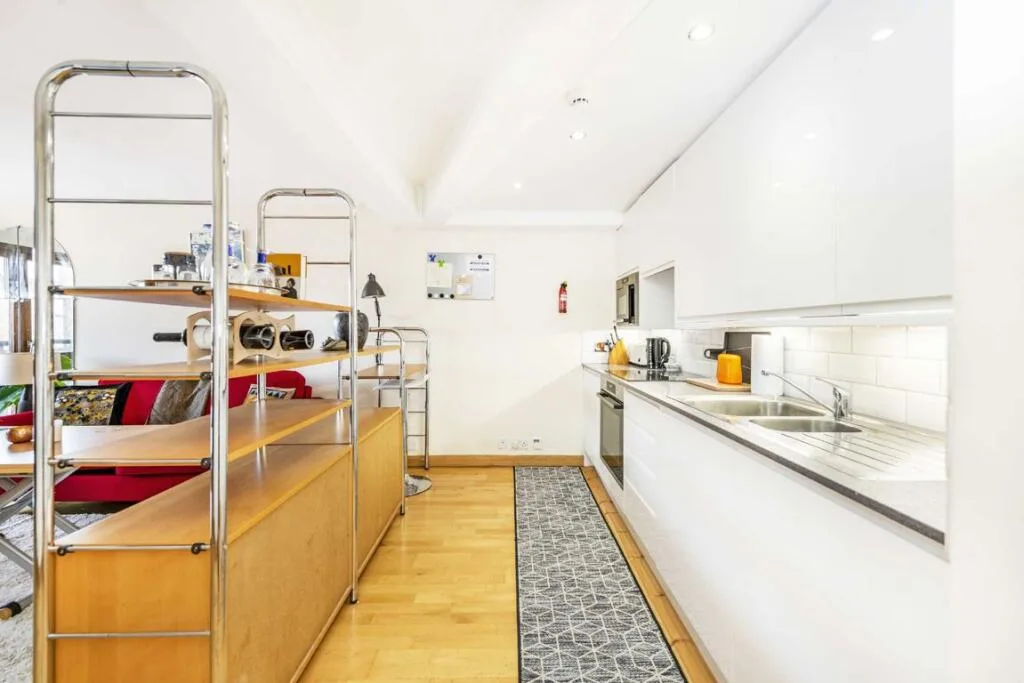 Studio flat for rent