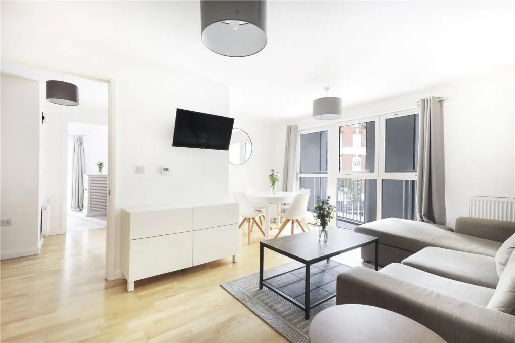 2 bedroom flat for rent