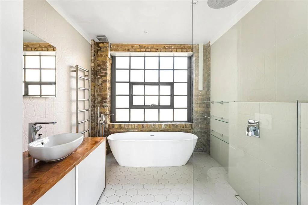 4 bedroom terraced house for rent