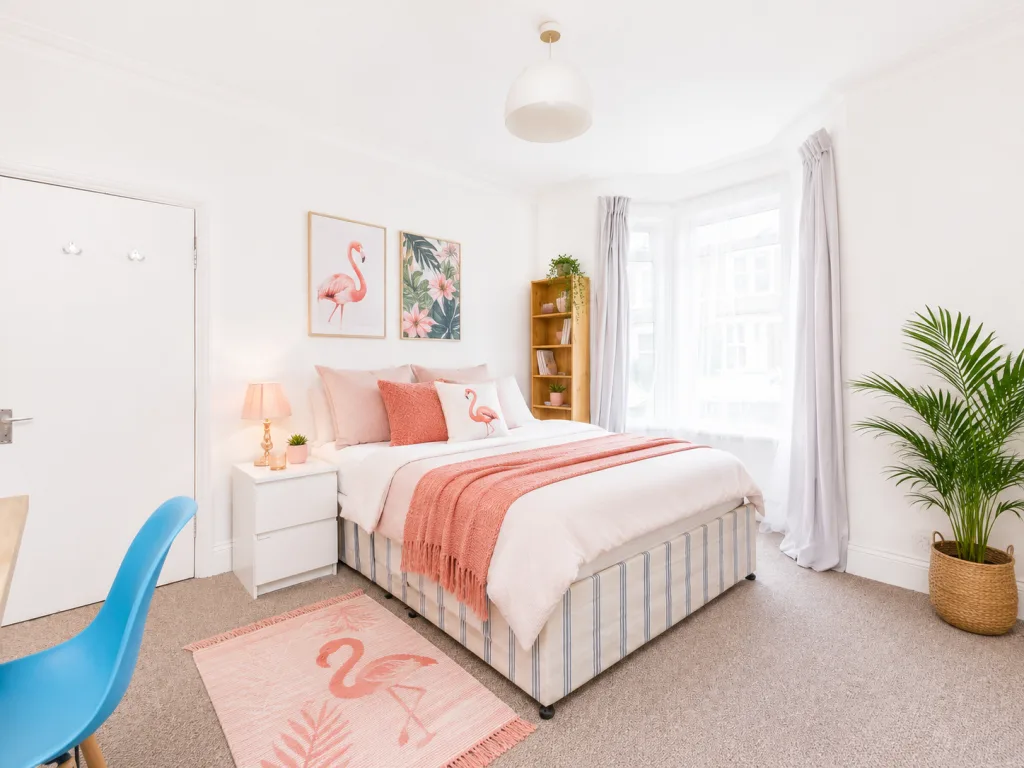 7 bedroom terraced house for rent