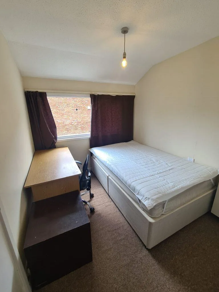 4 bedroom house for rent