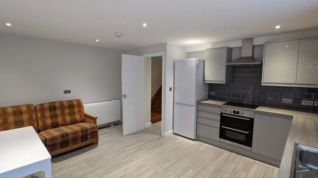 4 bedroom house for rent