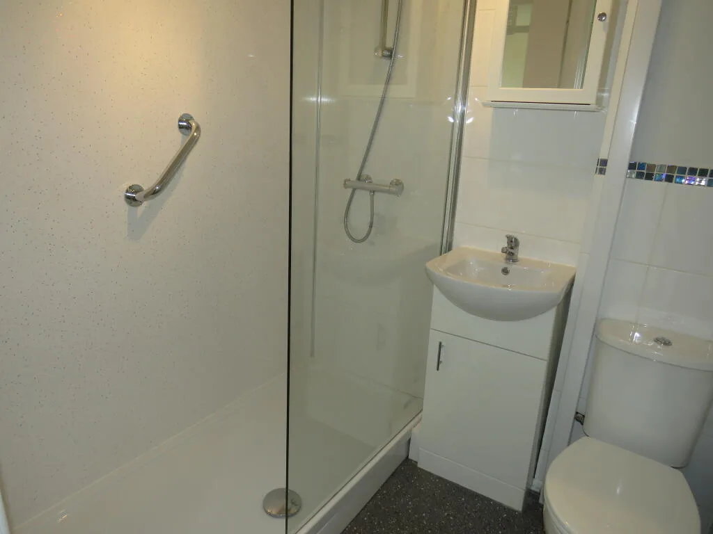2 bedroom bungalow for rent