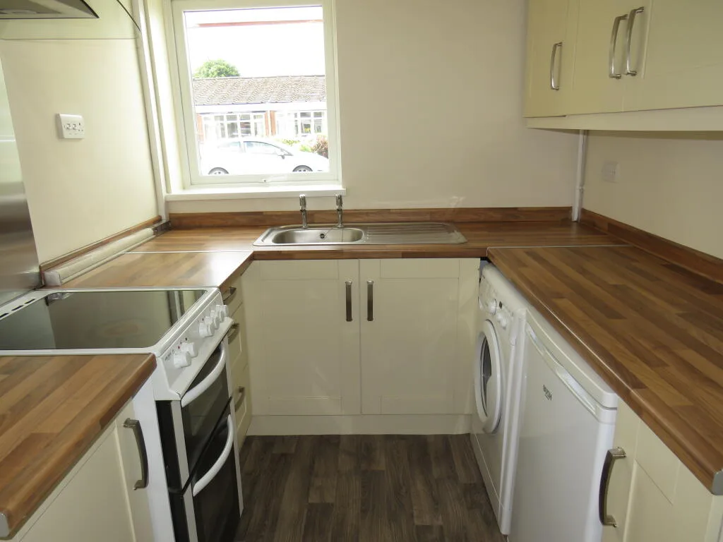 2 bedroom bungalow for rent