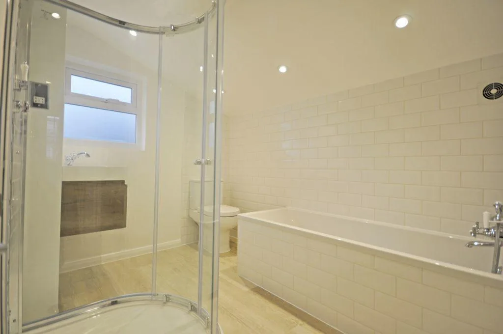 2 bedroom house for rent