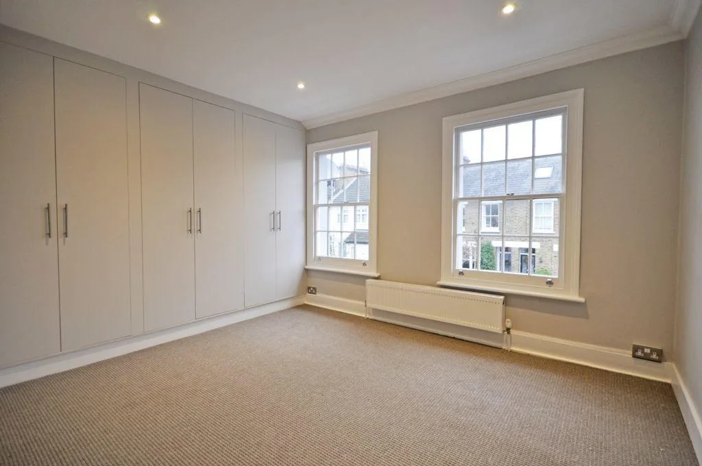 2 bedroom house for rent