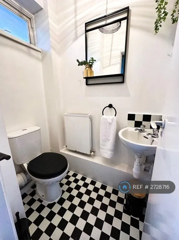 4 bedroom flat for rent
