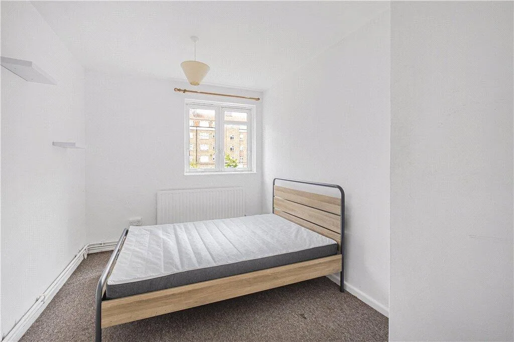 3 bedroom maisonette for rent