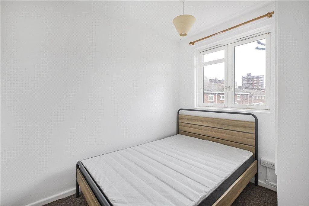 3 bedroom maisonette for rent
