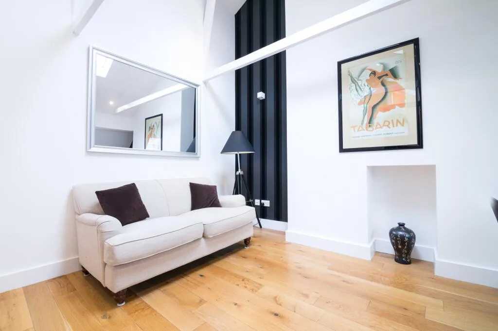 1 bedroom maisonette for rent