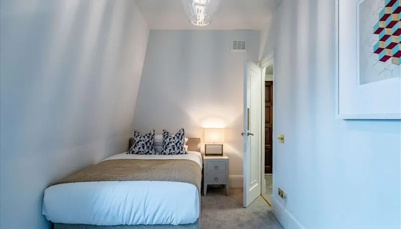 4 bedroom apartment for rent