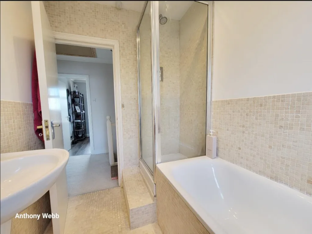 3 bedroom detached house for rent