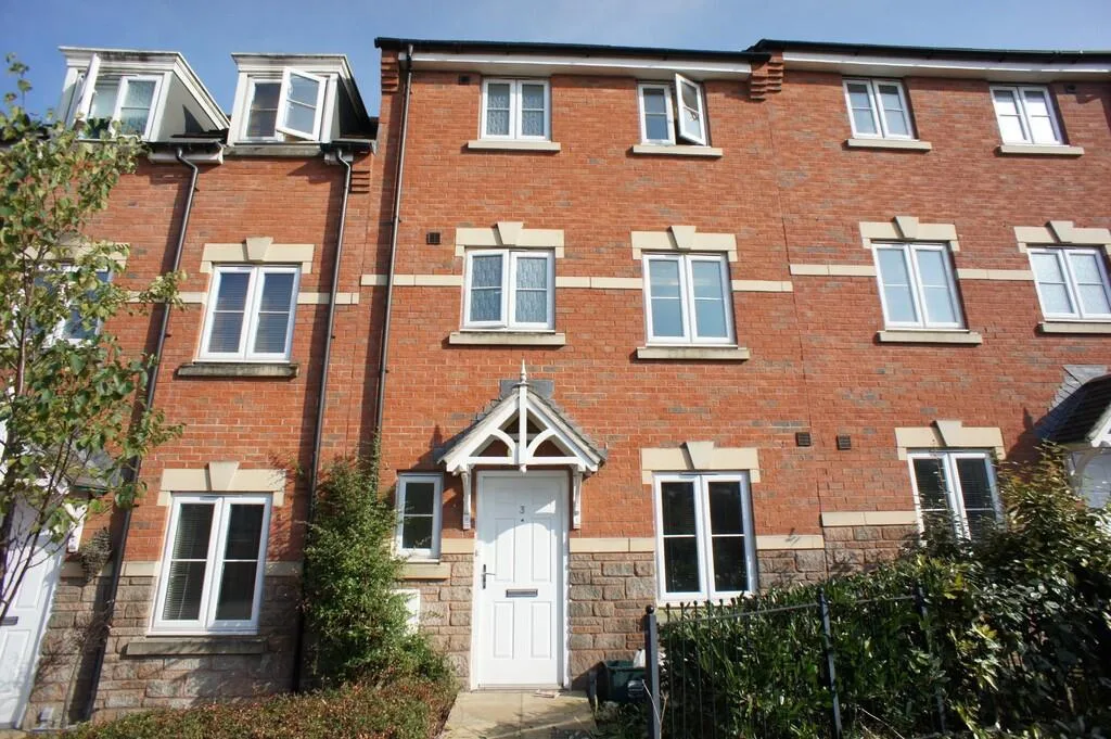 1 bedroom house share for rent