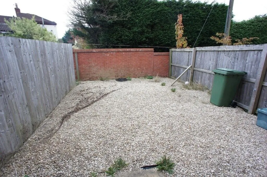 1 bedroom house share for rent