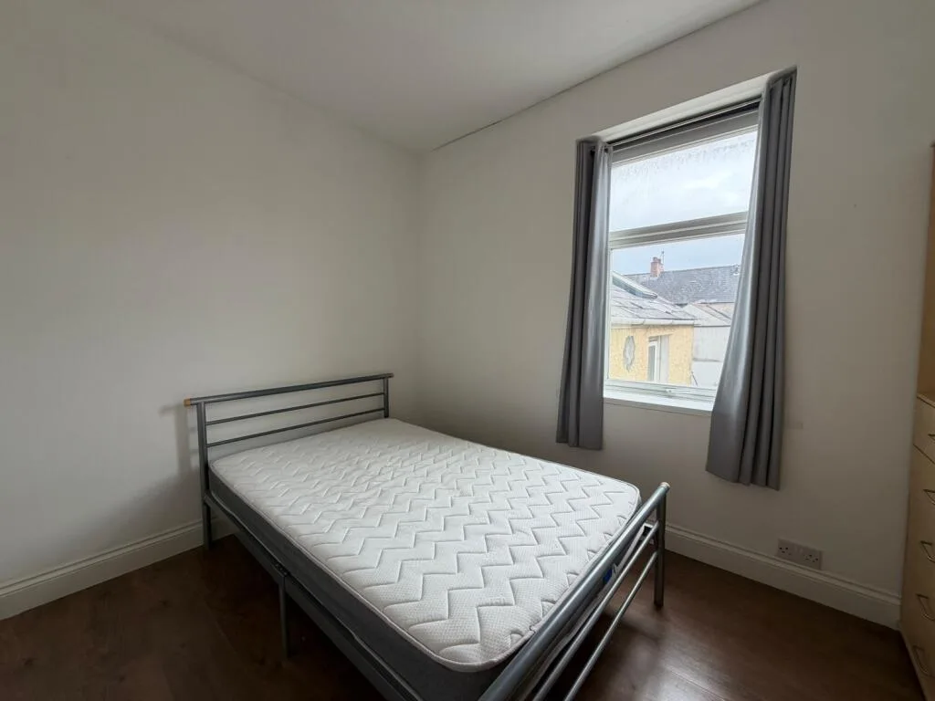 4 bedroom terraced house for rent
