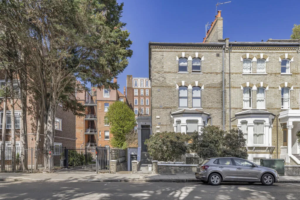 3 bedroom flat for rent