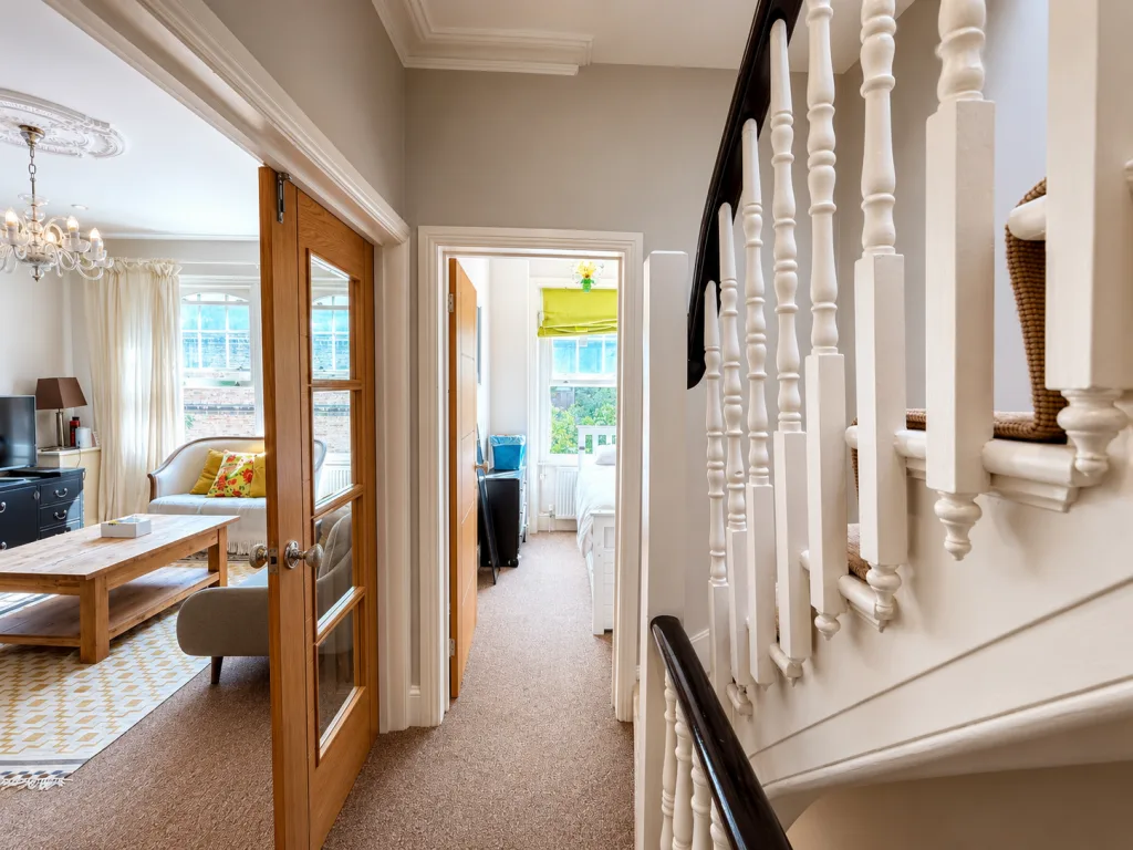 3 bedroom maisonette for rent