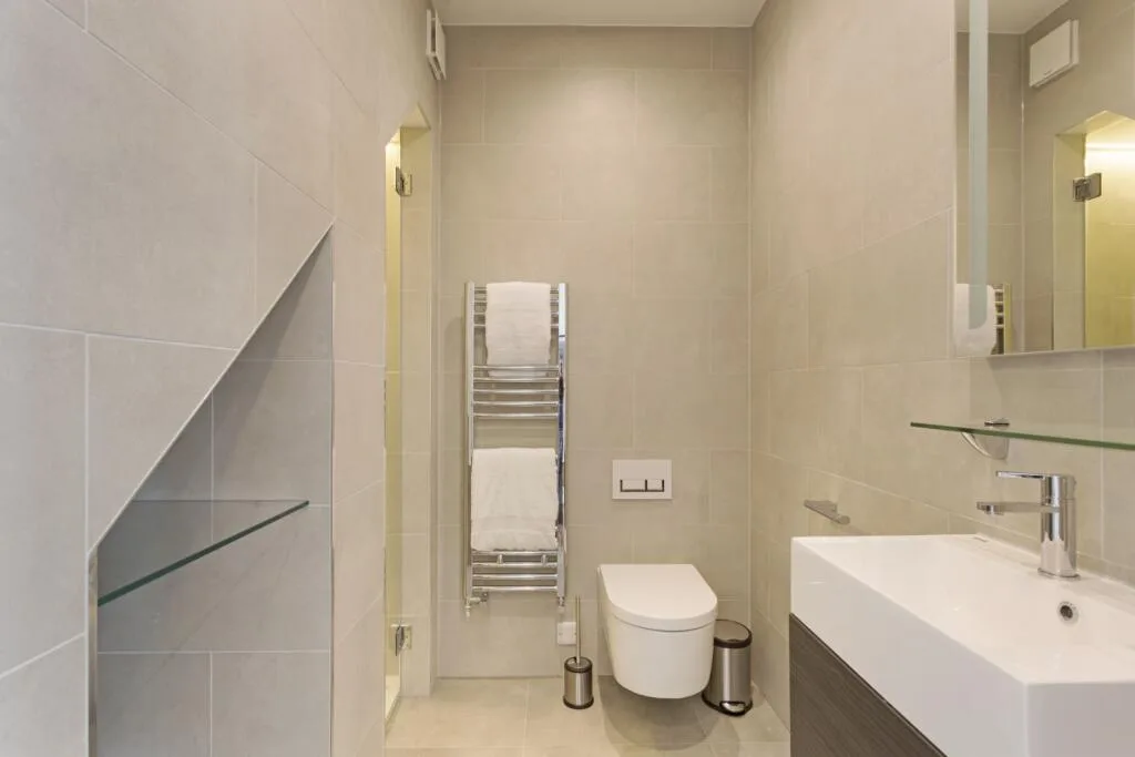 2 bedroom mews property for rent