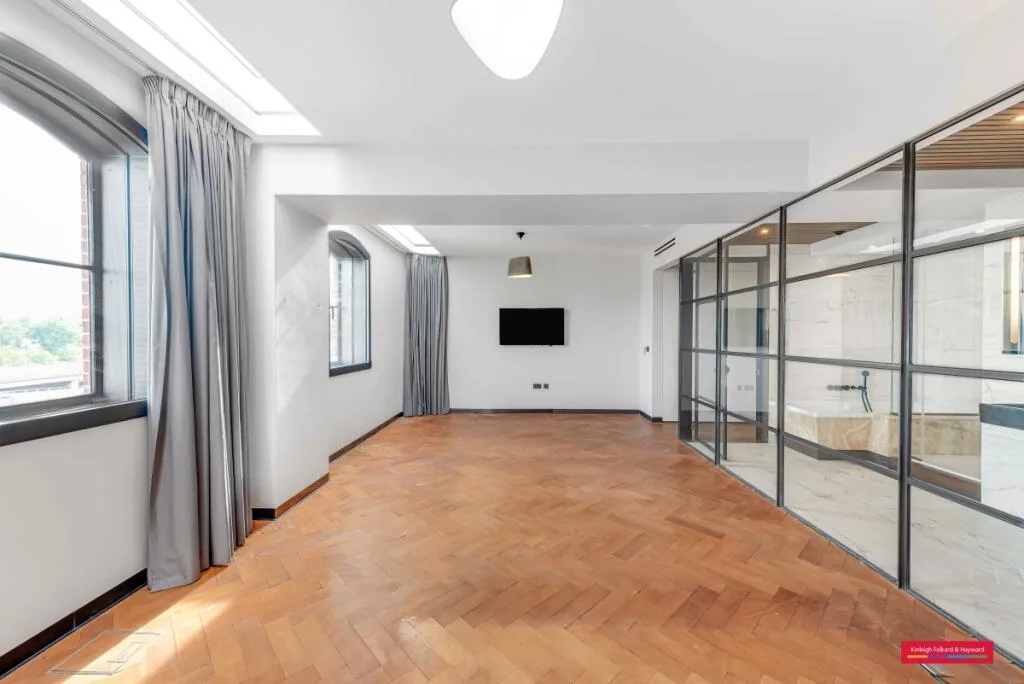 3 bedroom flat for rent