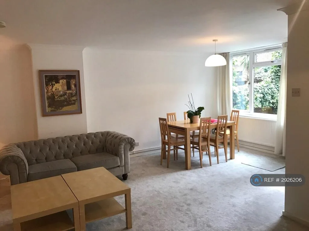 2 bedroom maisonette for rent