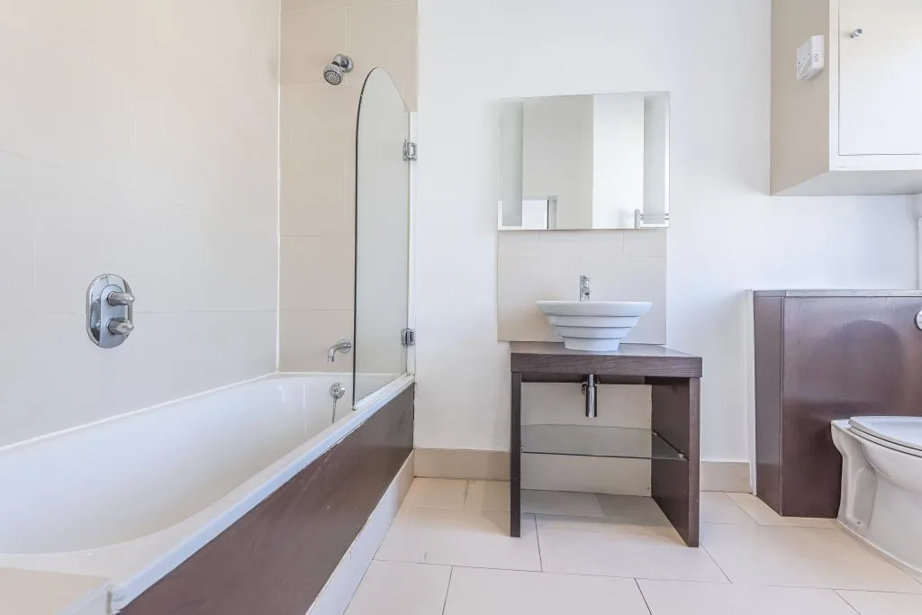 3 bedroom maisonette for rent