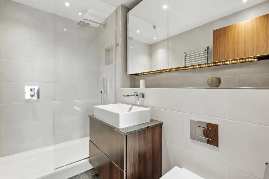 3 bedroom flat for rent