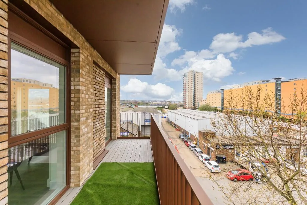 3 bedroom flat for rent