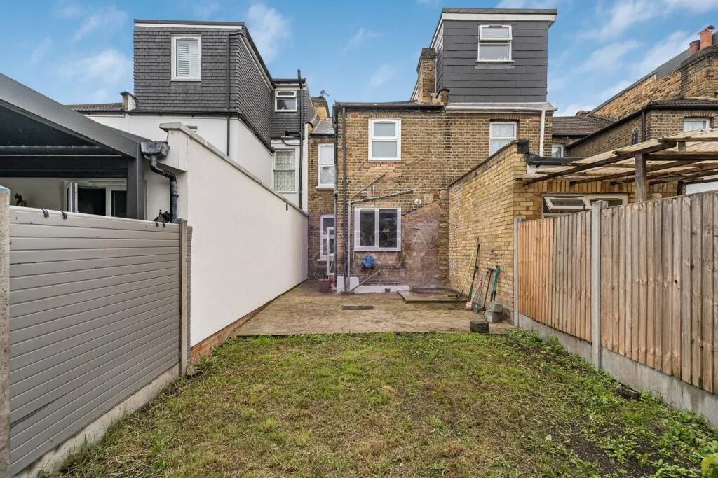 2 bedroom terraced house for rent