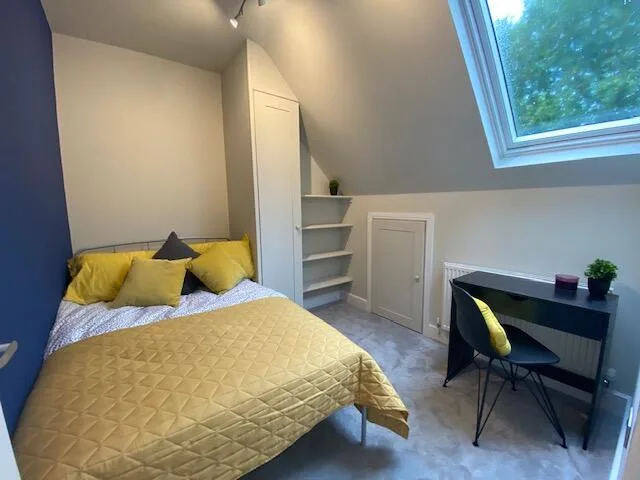 9 bedroom house for rent