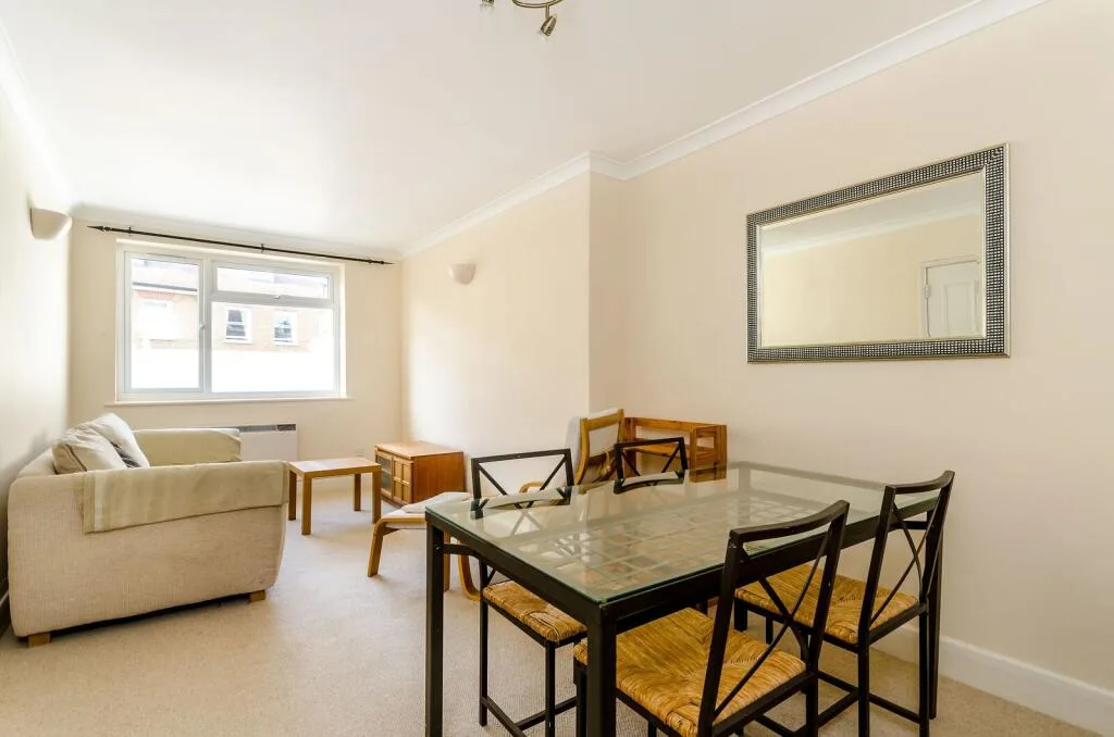 1 bedroom flat for rent