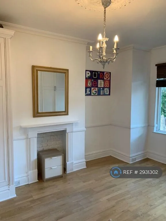 3 bedroom maisonette for rent