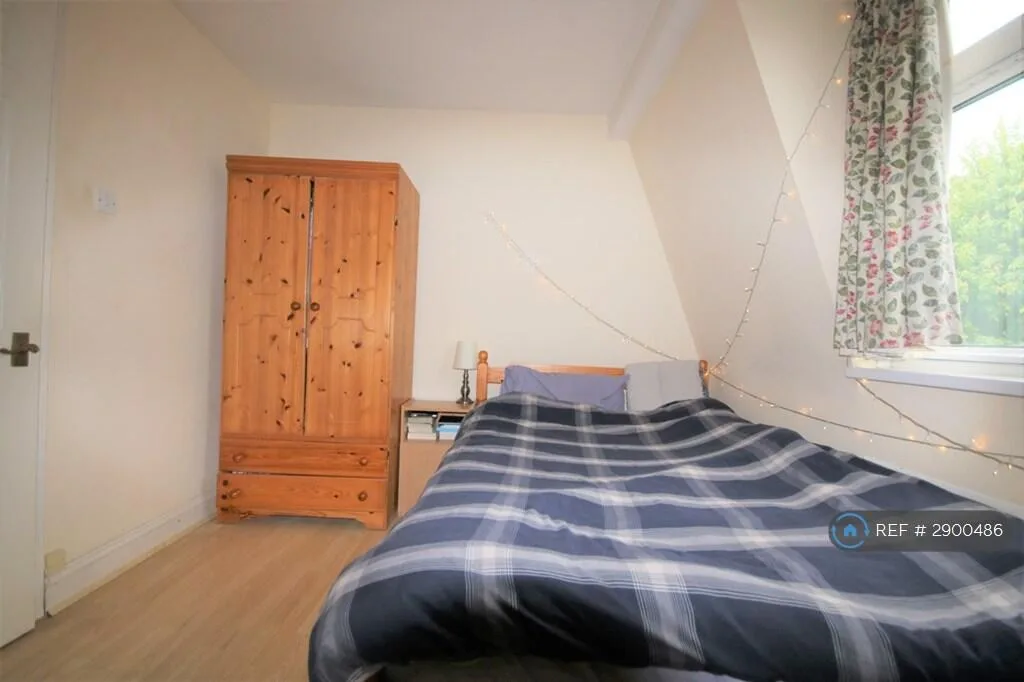 4 bedroom terraced house for rent