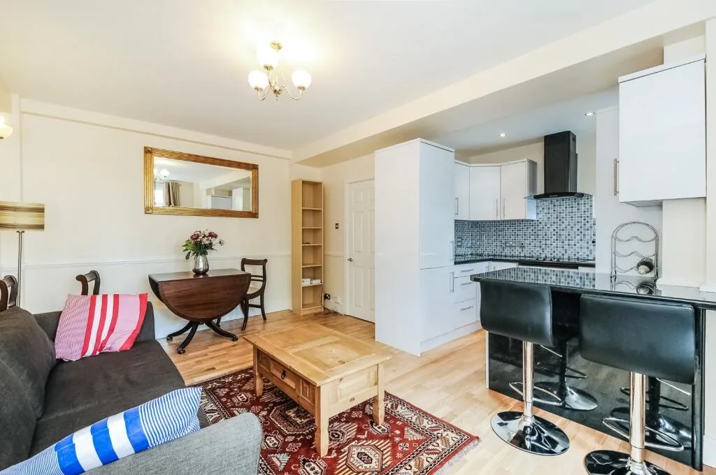 1 bedroom flat for rent