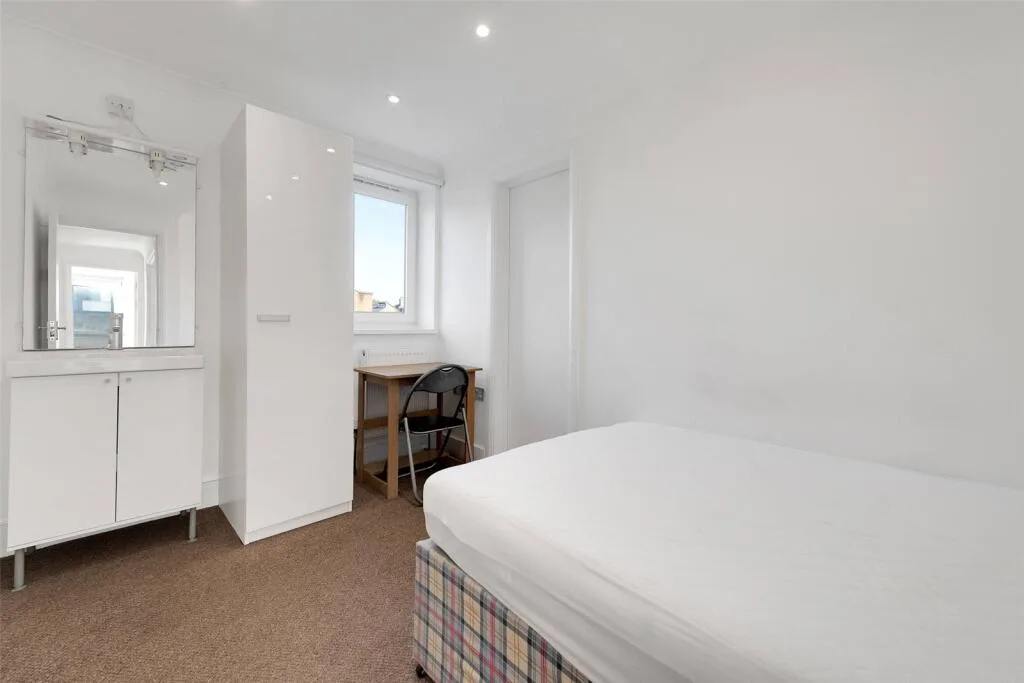 4 bedroom apartment for rent