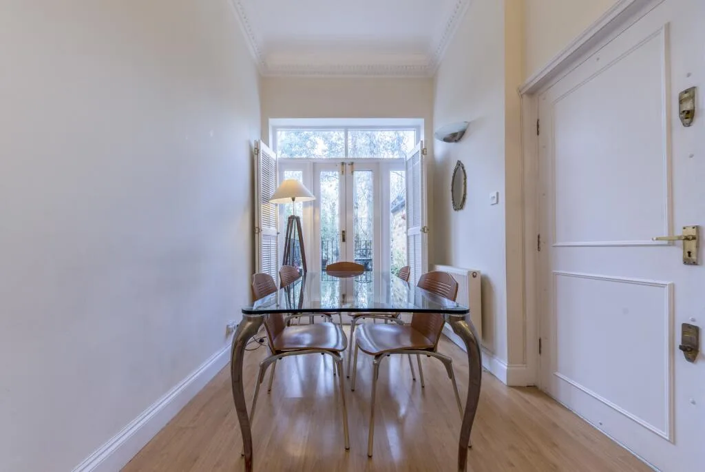 3 bedroom flat for rent