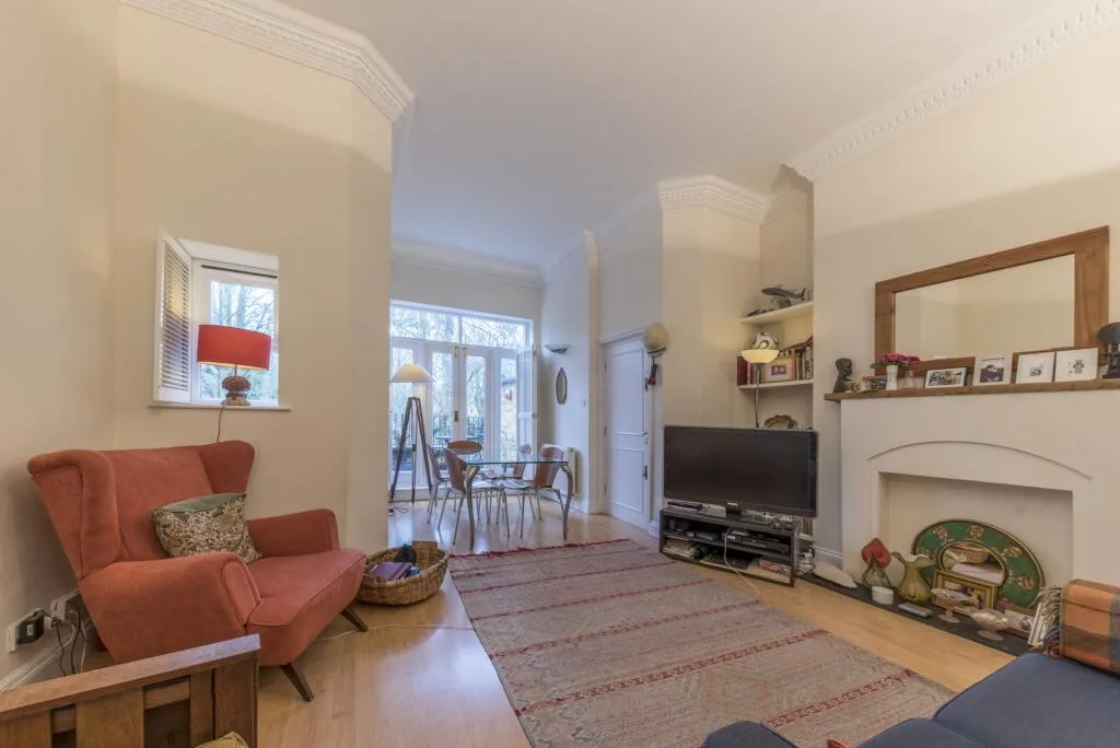 3 bedroom flat for rent