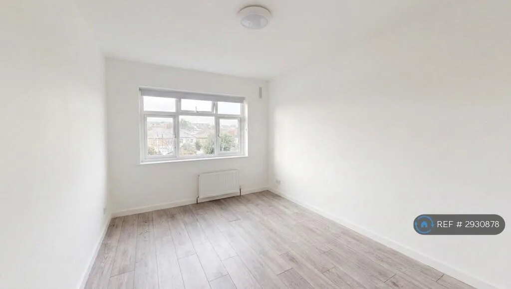 5 bedroom terraced house for rent