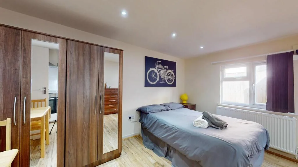 Studio flat for rent