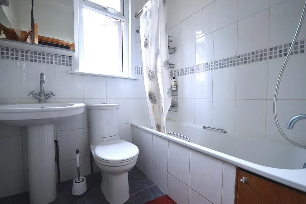 Flat share for rent